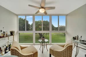 300 SW 130th Ter 305B, Pembroke Pines, FL 33027 - MLS#F10507402