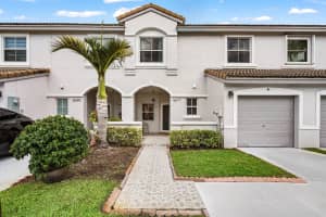 16877 SW 1st Pl 16877, Pembroke Pines, FL 33027 Sold 07/31/25