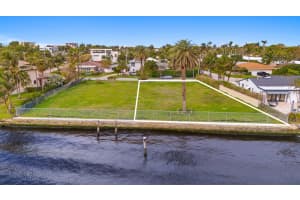 700 SE 28th Ave, Pompano Beach, FL 33062 - MLS#F10507439
