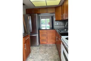 5800 Margate Blvd 823-8, Margate, FL 33063 Sold 09/19/25