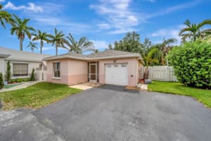 4461 SW 72nd Ter, Davie, FL 33314 Sold 08/12/25