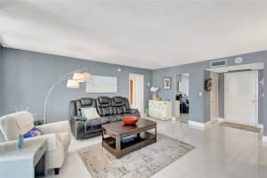 1010 S Ocean Blvd LPH15, Pompano Beach, FL 33062 Sold 08/27/25