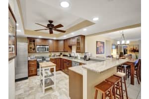 600 Three Islands Blvd 522, Hallandale Beach