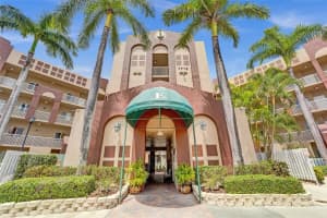 7715 Southampton Ter 110, Tamarac, FL 33321 Sold 08/27/25