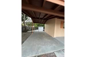 285 NE 43rd St, Deerfield Beach, FL 33064 - MLS#F10507511