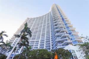 2020 N Bayshore Dr 2906, Miami