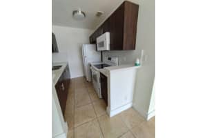 1964 NE 172nd St 4, North Miami Beach, FL 33162 - MLS#F10507585