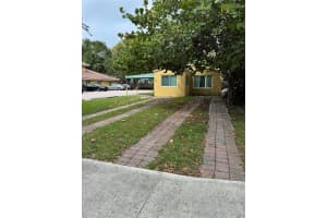 101 SE 19TH ST, Fort Lauderdale, FL 33316 Sold 10/15/25