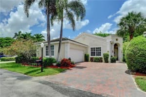 8171 Hampton Wood Dr, Boca Raton, FL 33433 - MLS#F10507640