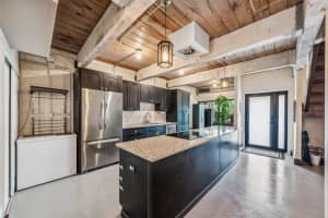 8801 GATEHOUSE RD 5, Plantation, FL 33324 Sold 08/05/25