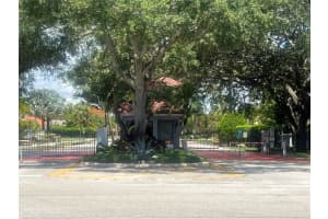 6605 NW 50th St, Lauderhill, FL 33319 Sold 08/28/25