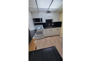 151 135th Terrace, Pembroke Pines, FL 33027 - MLS#F10507709