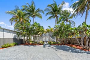45 NE 24th St B, Fort Lauderdale, FL 33305 - MLS#F10507743