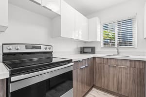 45 NE 24th St D, Fort Lauderdale, FL 33305 - MLS#F10507752