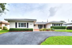 1911 NE 41st St, Fort Lauderdale, FL 33308 - MLS#F10507944