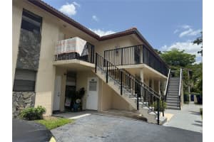 3512 Nw 114th Ln 10, Coral Springs