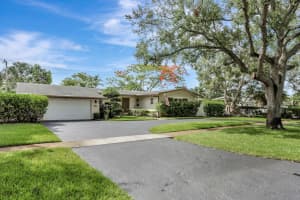 362 S Fig Tree Ln, Plantation, FL 33317 Sold 07/18/25