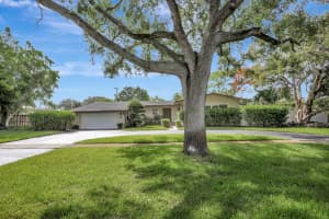 362 S Fig Tree Ln, Plantation, FL 33317 Sold 07/18/25