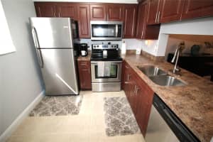 608 Gardens Dr 102, Pompano Beach, FL 33069 Sold 08/28/25