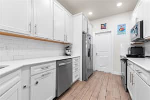 1030 Eucalyptus Dr 2, Hollywood, FL 33021 Sold 10/22/25