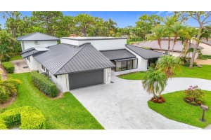 5100 Pineview Circle, Delray Beach, FL 33445 - MLS#F10507998