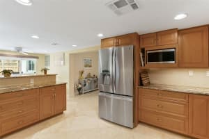 5231 NE 14th Ter, Fort Lauderdale, FL 33334 Sold 07/28/25