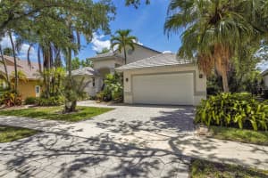 3039 Lakewood Dr, Weston, FL 33332 Sold 07/22/25