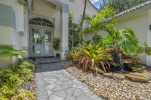 3039 Lakewood Dr, Weston, FL 33332 Sold 07/22/25