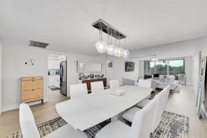 555 Oaks Ln 311, Pompano Beach