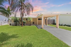 131 Ne 55th St, Oakland Park