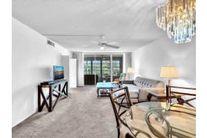 3051 S Palm Aire Dr 202, Pompano Beach, FL 33069 - MLS#F10508038