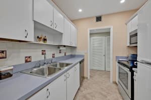 400 N Riverside Dr 404, Pompano Beach, FL 33062 - MLS#F10508046