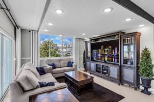 4200 HILLCREST DR 711, Hollywood, FL 33021 Sold 09/23/25