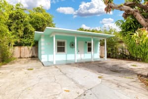 729 NW 17th Ave, Fort Lauderdale, FL 33311 Sold 08/17/25