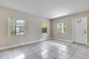 729 NW 17th Ave, Fort Lauderdale, FL 33311 Sold 08/17/25