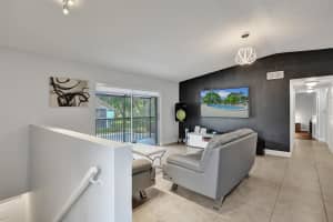 2725 S Oakland Forest Dr 202, Oakland Park, FL 33309 Sold 09/12/25