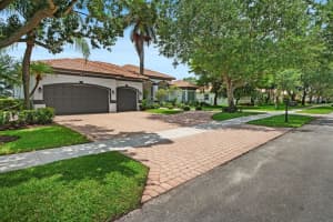 13185 Sw 44th St, Davie