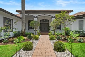 13185 SW 44th St, Davie, FL 33330 - MLS#F10508097