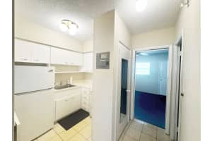 2001 S Ocean Dr 40, Hallandale Beach, FL 33009 - MLS#F10508107