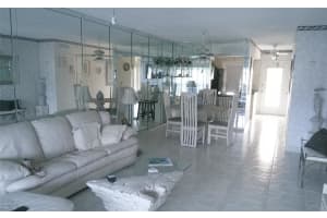 460 Paradise Isle Blvd 301, Hallandale Beach, FL 33009 - MLS#F10508116