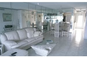 460 Paradise Isle Blvd 301, Hallandale Beach, FL 33009 - MLS#F10508116