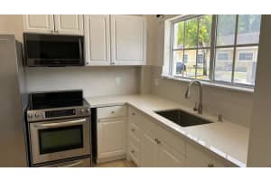 3834 SW 48th Ave, Pembroke Pines, FL 33023 - MLS#F10508120