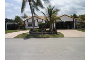 8706 Nw 83rd St, Tamarac