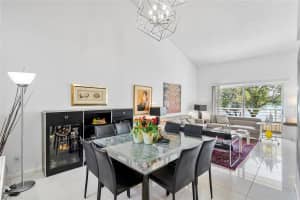 3457 Nw 44th St 202, Lauderdale Lakes