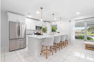 925 S Drive Ter B, Delray Beach, FL 33445 Sold 07/24/25