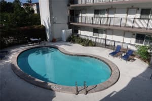 924 SE 2nd St 17, Fort Lauderdale, FL 33301 - MLS#F10508228