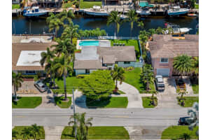 331 SE 12th St, Pompano Beach, FL 33060 - MLS#F10508246