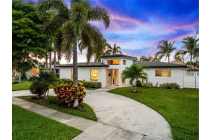 331 SE 12th St, Pompano Beach, FL 33060 Sold 09/30/25