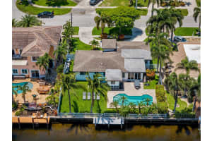 331 SE 12th St, Pompano Beach, FL 33060 Sold 09/30/25