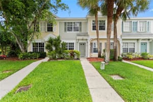 7856 Dixie Beach Cir 7856, Tamarac